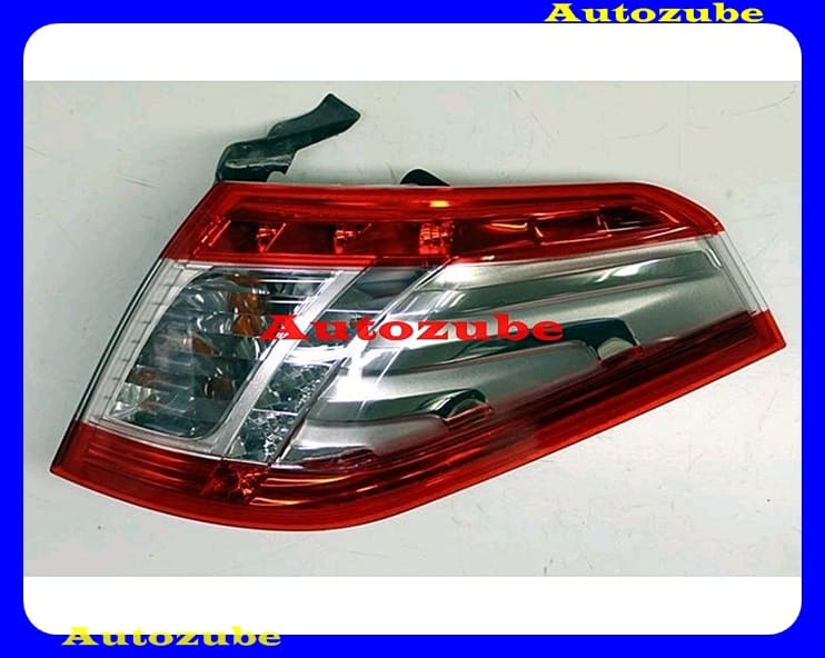 Hátsó lámpa jobb külső 